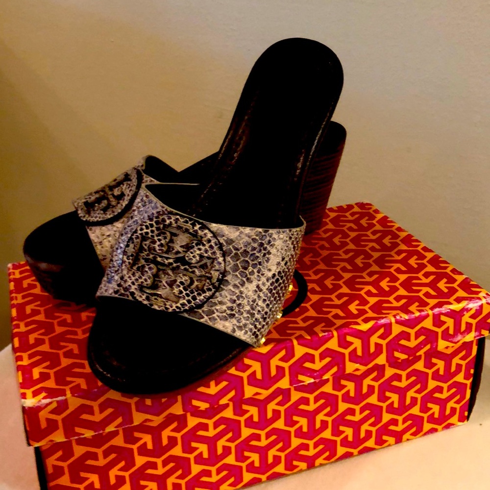 Tory Burch grey snakeskin wedges size 8